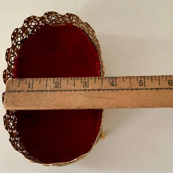 mid century vintage Ornate Gold Color Filigree Metal Stand - Picture 2 of 11